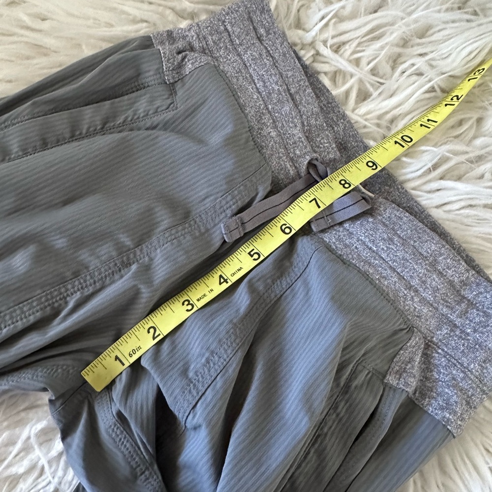Ivivva gray cropped‎ baggy track jogger athletic pants size girls 12 - Picture 2 of 6